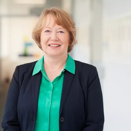 Prof.  Dr.  Doris Weßels,  Zukunftslabor Generative KI (KIAZ), Kiel
