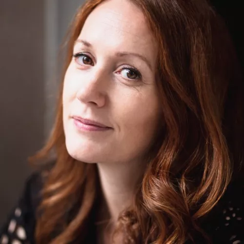 Laura Bull